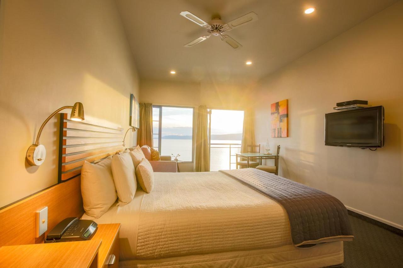 Clearwater Motor Lodge เทาโป ภายนอก รูปภาพ