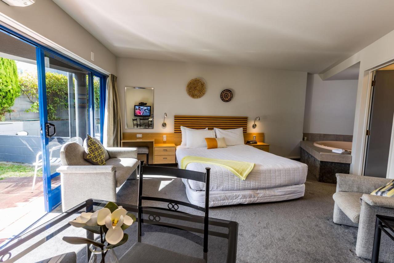 Clearwater Motor Lodge เทาโป ภายนอก รูปภาพ