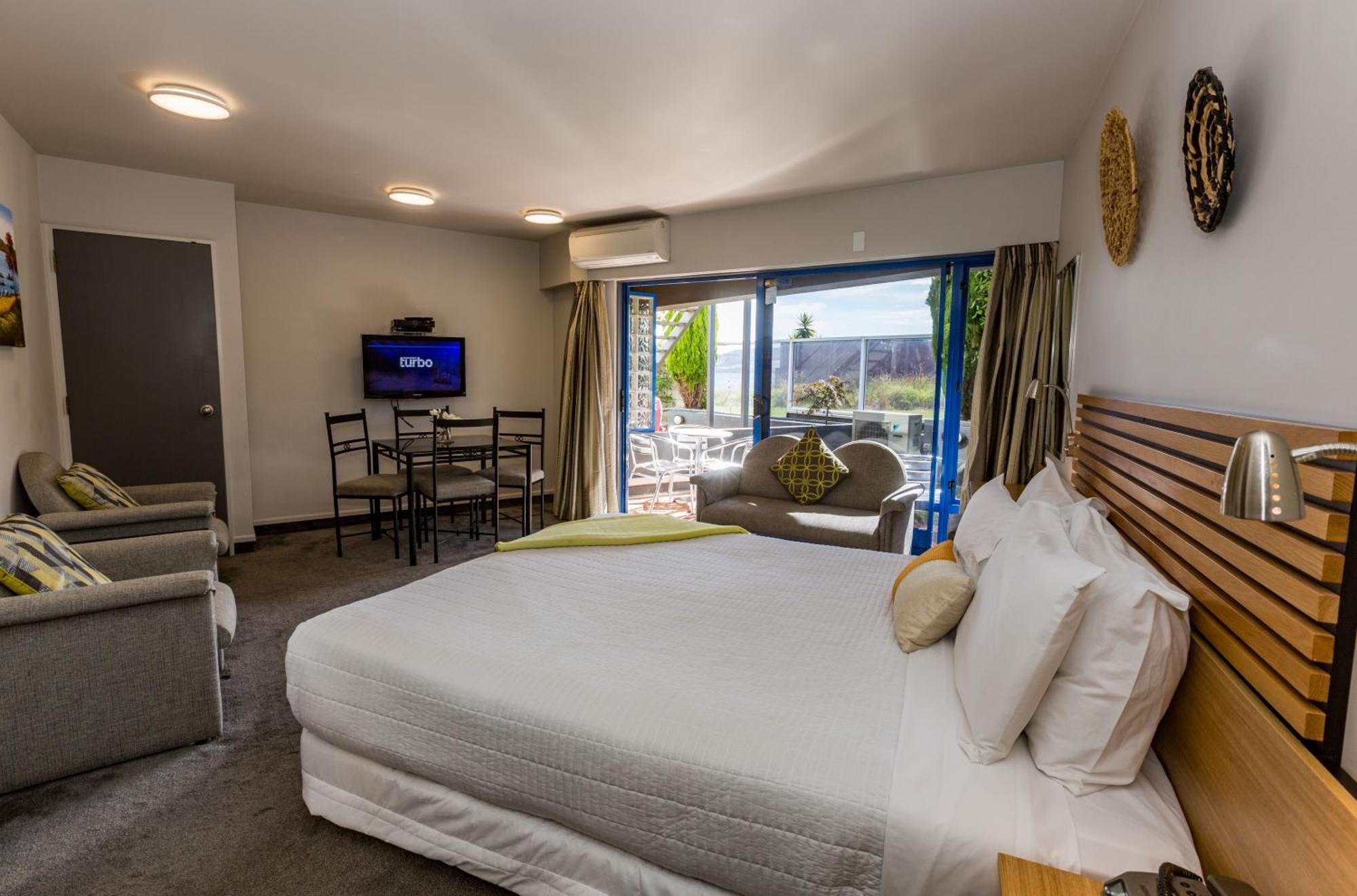 Clearwater Motor Lodge เทาโป ภายนอก รูปภาพ