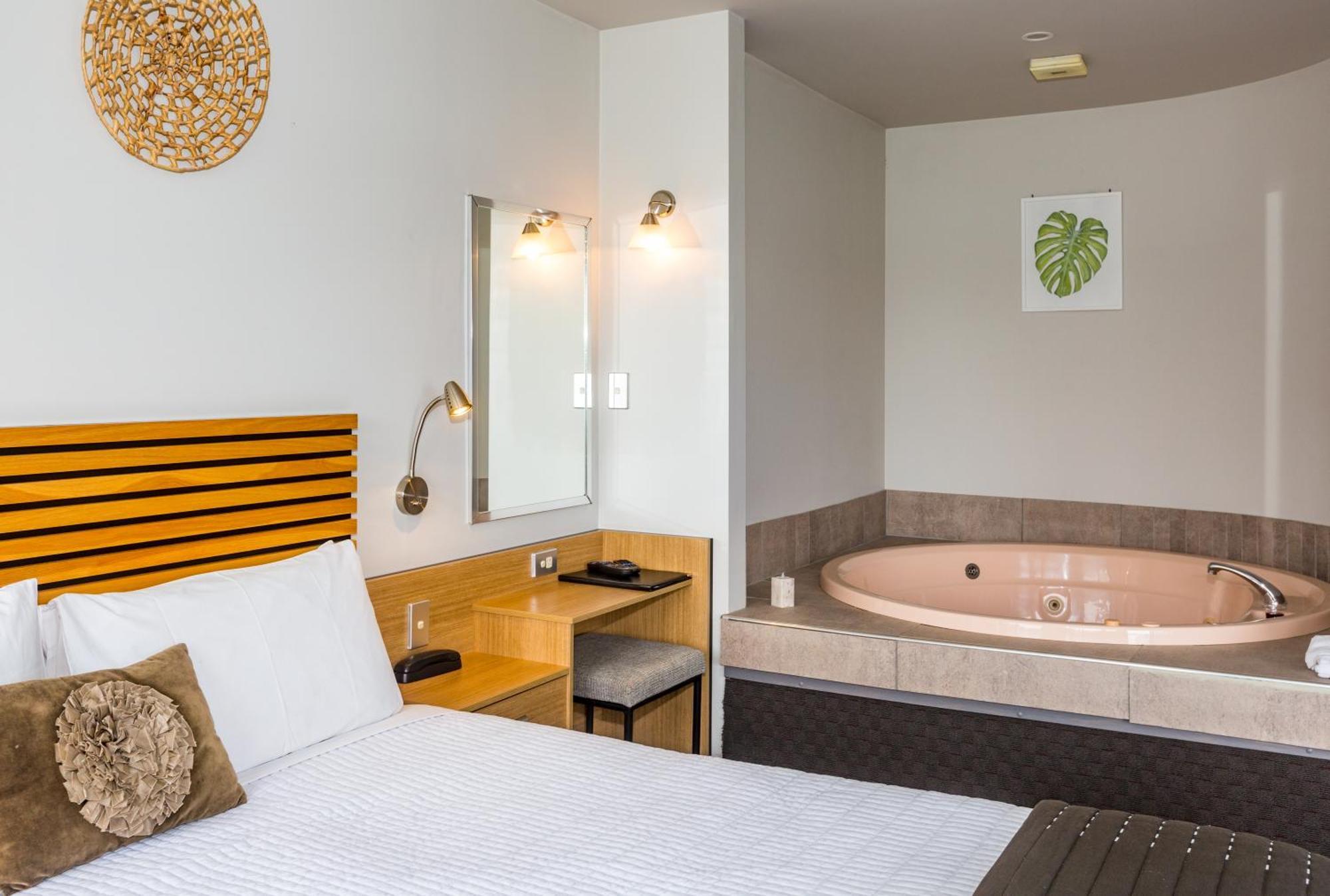 Clearwater Motor Lodge เทาโป ภายนอก รูปภาพ