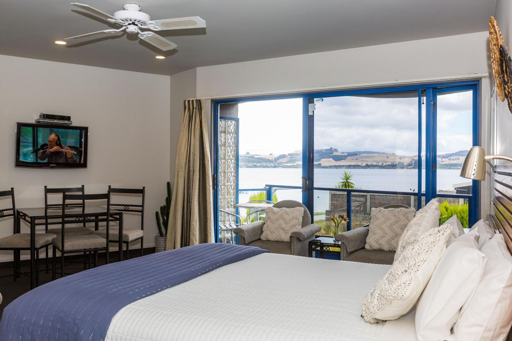 Clearwater Motor Lodge เทาโป ภายนอก รูปภาพ